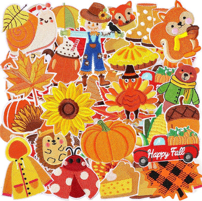 60Pcs Christmas Iron on Patches Random Assorted Styles Xmas Embroidered Sew Applique Repair Patch Santa Claus Christmas Tree Wreath Snowman Elk Angel Reindeer Candy Cane DIY Crafts for Clothing